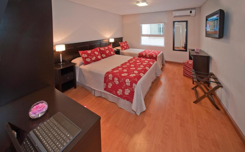 Hotel Esmeralda Select مار ديل بلاتا الغرفة الصورة